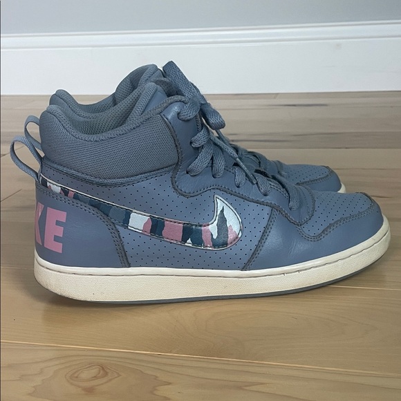 Nike Other - Nike Big Kids Gray/Blue Sneakers with Pink and Light Blue Camo Swooshes